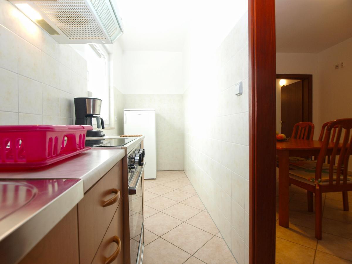 Apartment Alma 1600 Pula Exterior foto